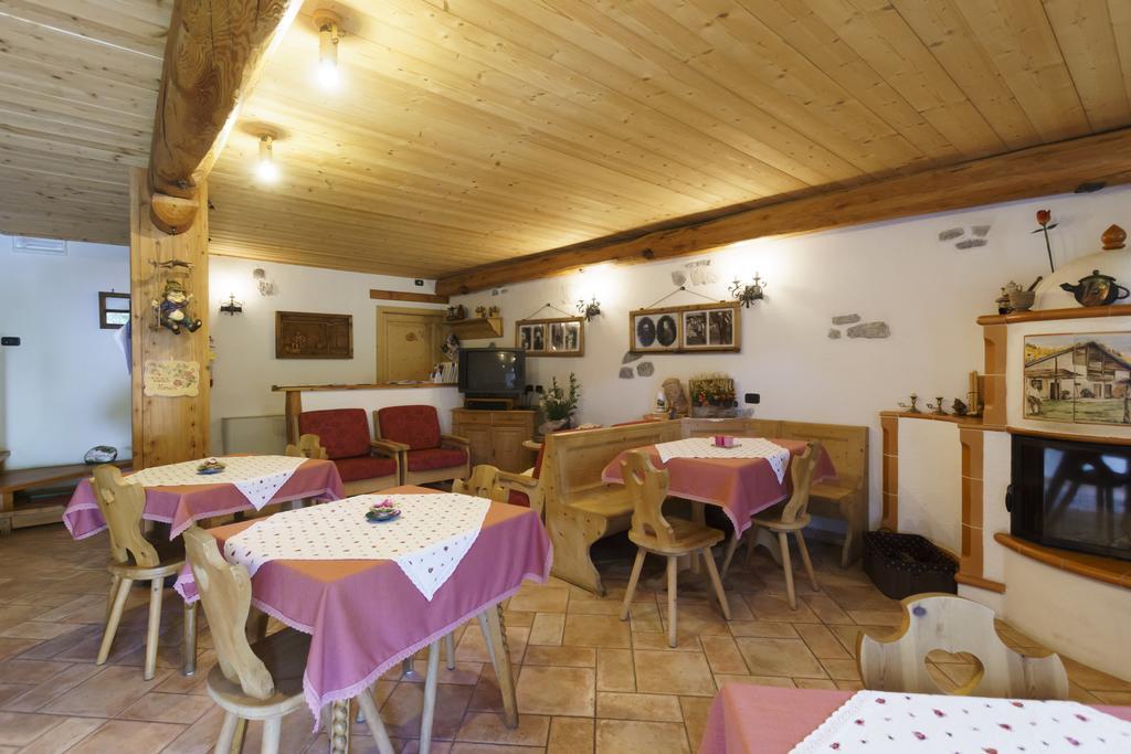 Agritur Manoncin Villa Daone Exteriör bild