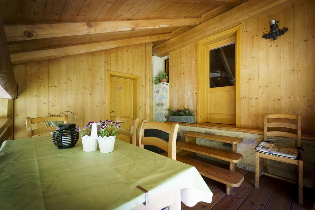 Agritur Manoncin Villa Daone Exteriör bild