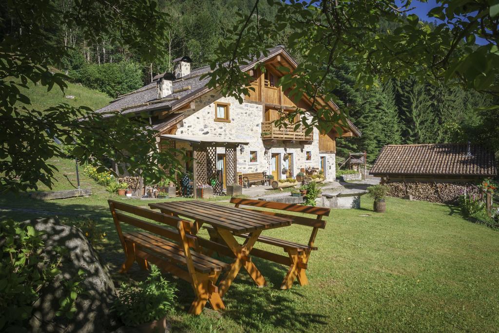Agritur Manoncin Villa Daone Exteriör bild