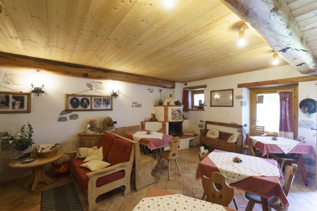 Agritur Manoncin Villa Daone Exteriör bild