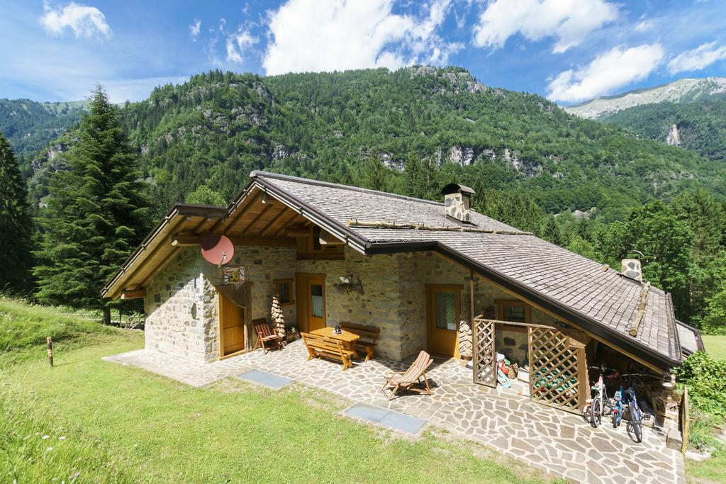 Agritur Manoncin Villa Daone Exteriör bild