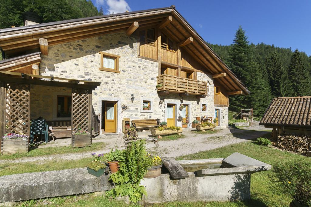Agritur Manoncin Villa Daone Exteriör bild
